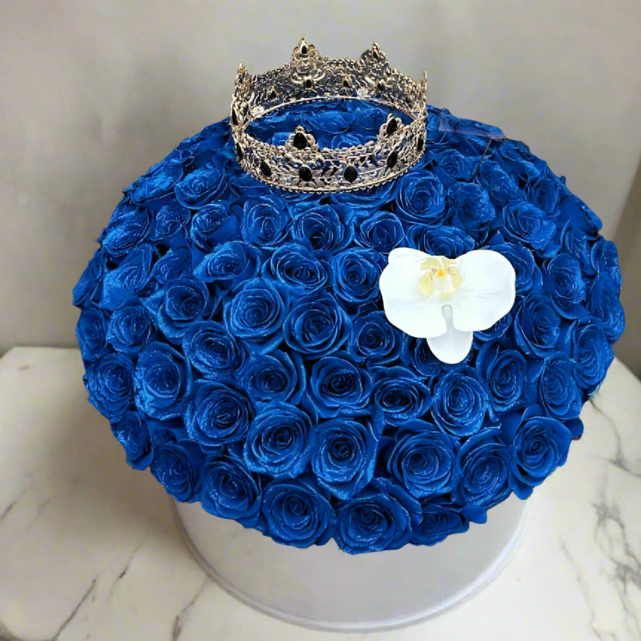 Beautyfull Luxury Hat bow with Roya BLue roses.
